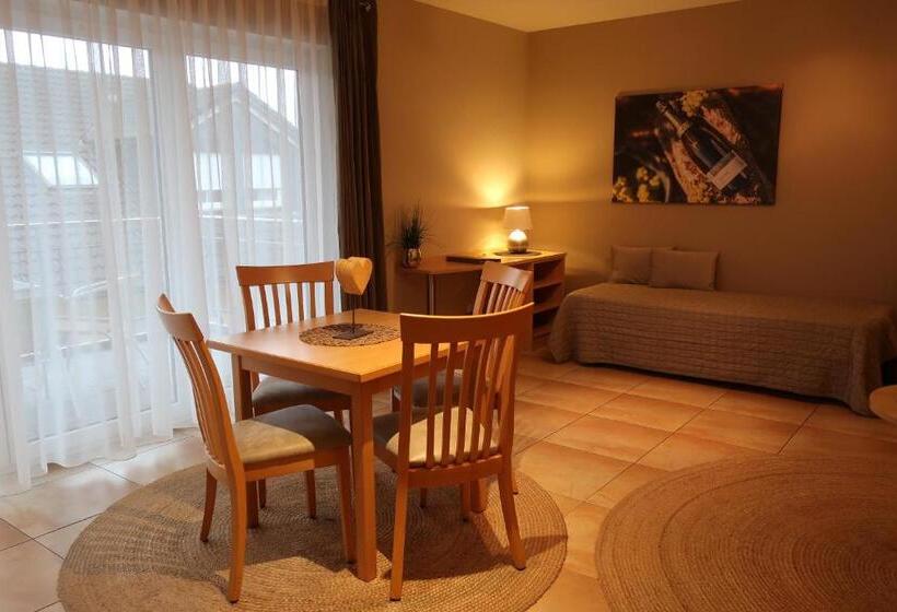 ユースホステル Weingut Und Gästehaus Apel