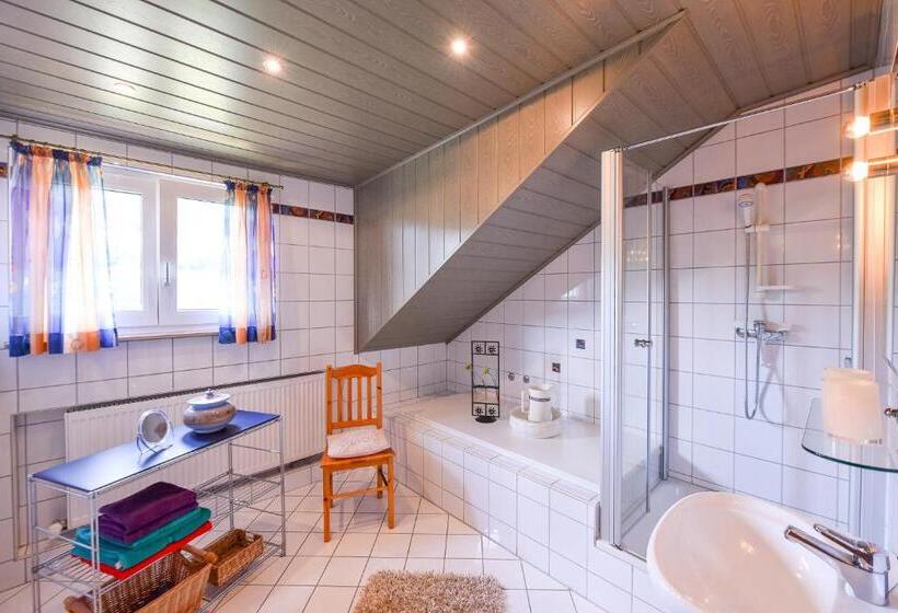 پانسیون Ferienwohnung Sendelbeck