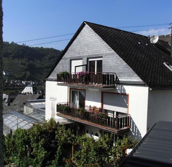 ペンション Weingut Stiftshof