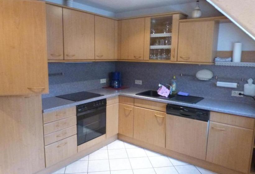 ペンション Winzergasthof Zum Kellerstübchen