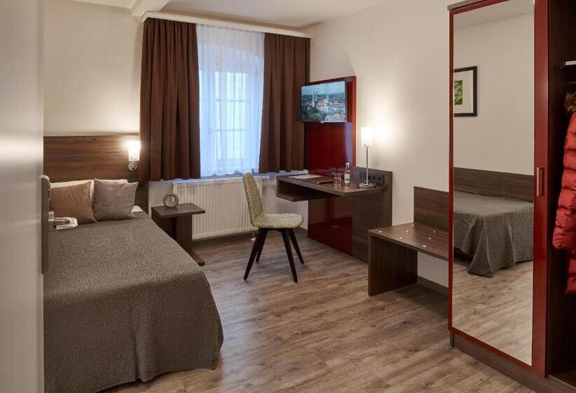 Общежитие Elia