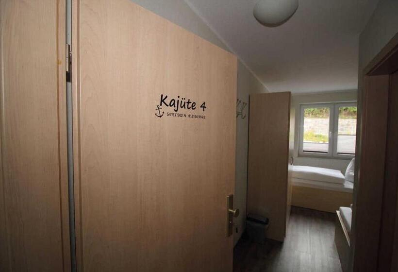 펜션 Kutterfisch Kajüten Direkt Im Stadthafen