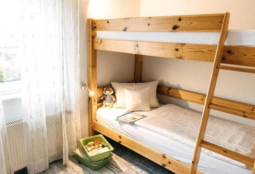 펜션 Wein & Wohngut Paulushof