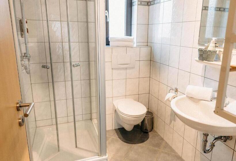 펜션 Wein & Wohngut Paulushof