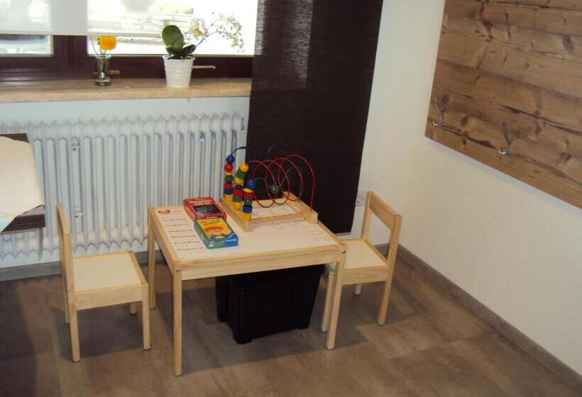 ユースホステル Landgasthof Felsenkeller