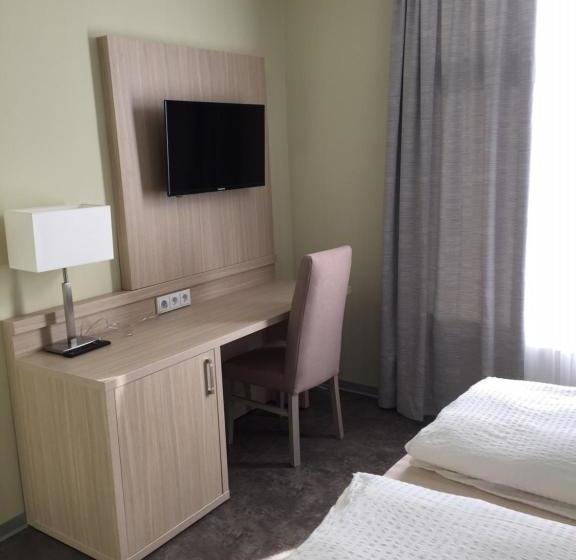 هاستل Restaurant Mirena