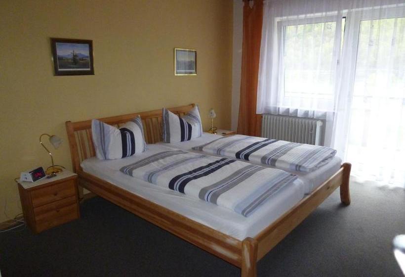 ペンション Wein  Und Gästehaus St. Aldegundishof