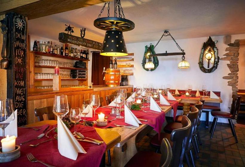 پانسیون Gasthof Zur Post