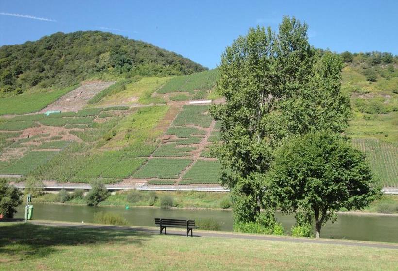 ペンション Gästehaus Andrea Blatt