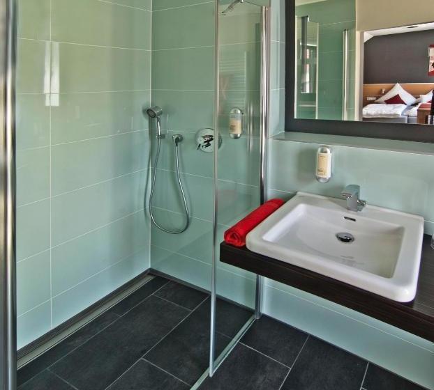 펜션 Gästehaus Und Weingut Bernd Frieden