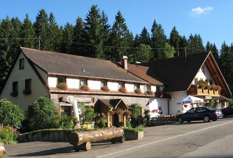 ペンション Landgasthaus Gemsennest