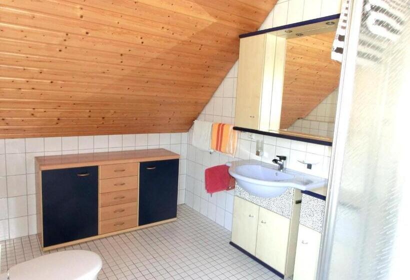 پانسیون Landgasthaus Zur Linde, Neusatz