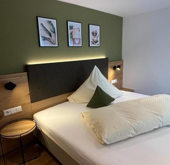 پانسیون Landgasthaus Zur Linde, Neusatz