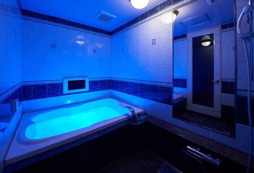 فندق Aqua Blue Yokosuka