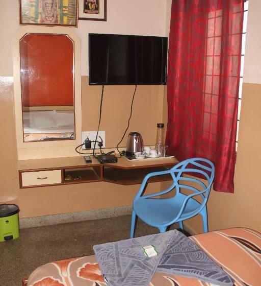 酒店 Santosh Lodge