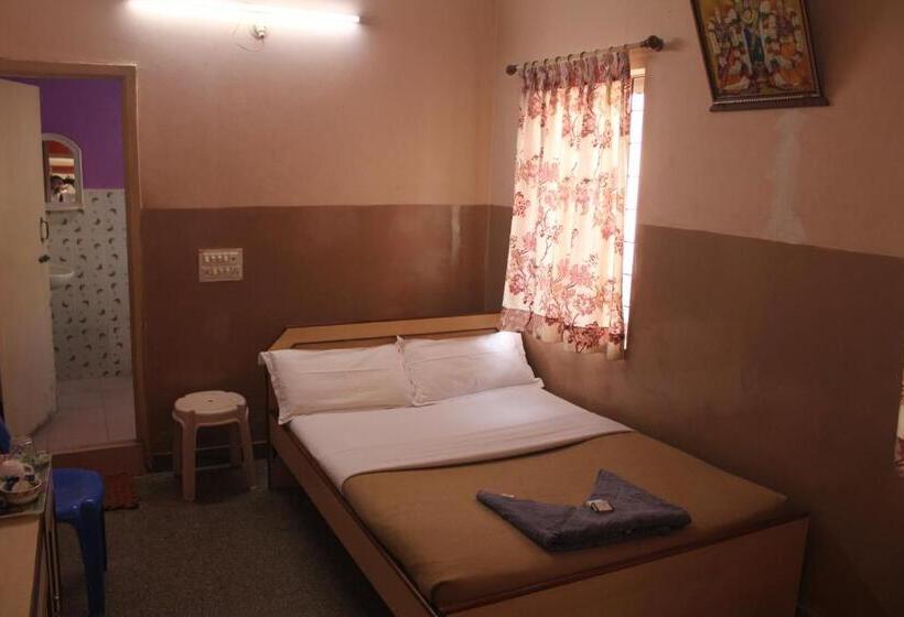 酒店 Santosh Lodge