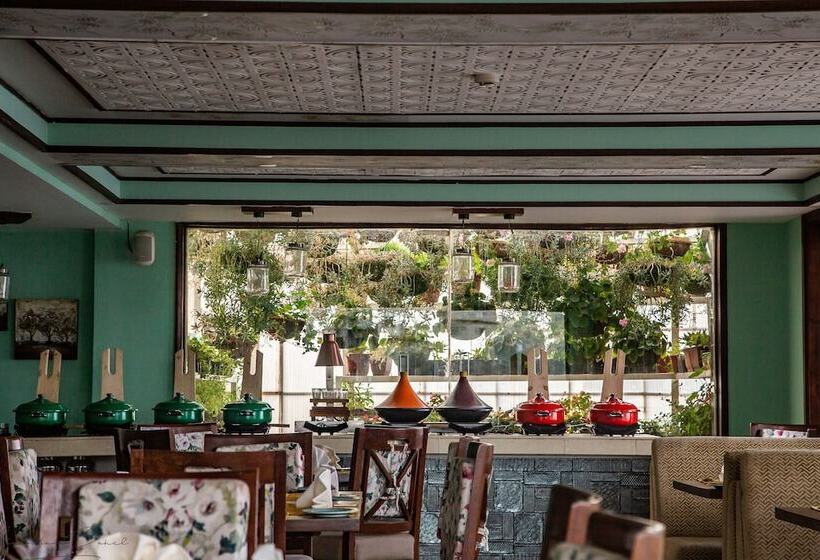 ホテル The Fern Brentwood Resort, Mussoorie