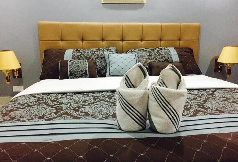 پانسیون Relax Resort