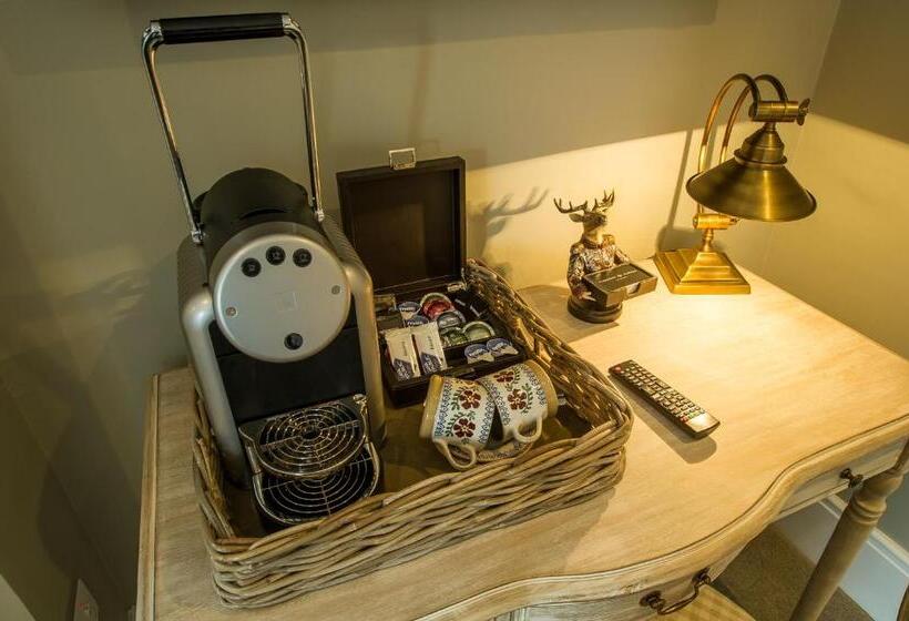 膳宿费 The Rooms At Cunningham S Adults Only