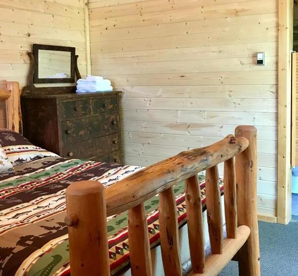 旅馆 Yellowstone Cutthroat Guest Ranch
