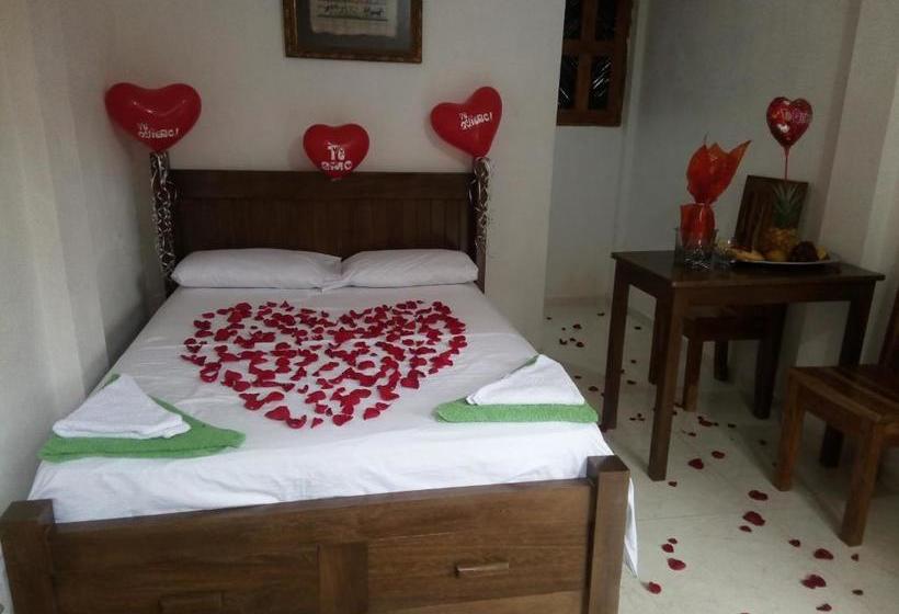 پانسیون Hostal Nibuni Palomino