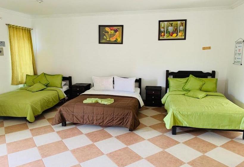 هتل Colonial El Bosque