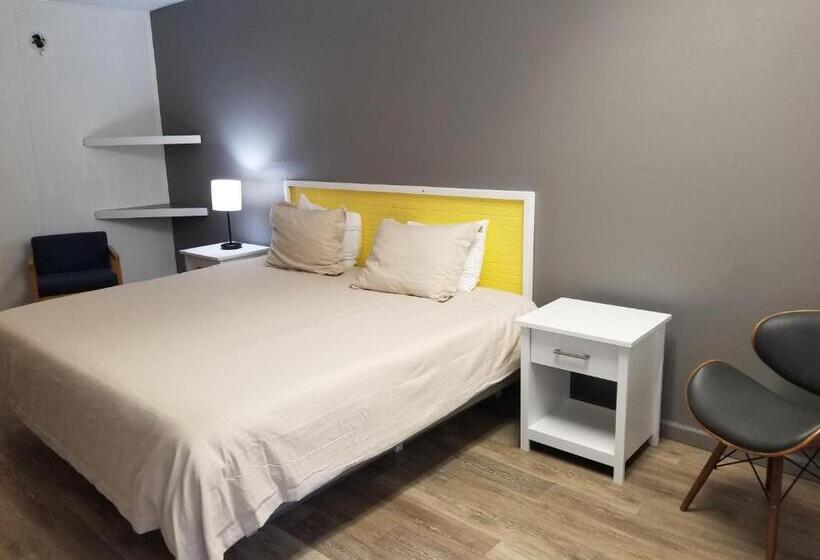 مُتل Blue Sky Inn  Veteran Owned, New Breakfast Area, Rennovated Rooms, 5 Plus Acres For You And Your Pet