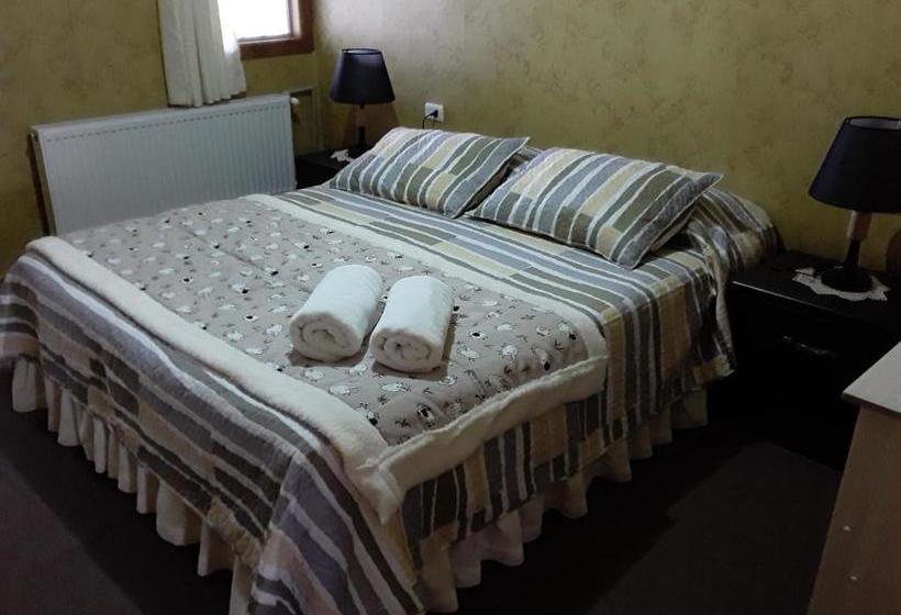 بنسيون Hostal Don Pedro