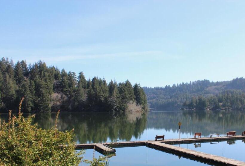 Mercer Lake Resort And Beach