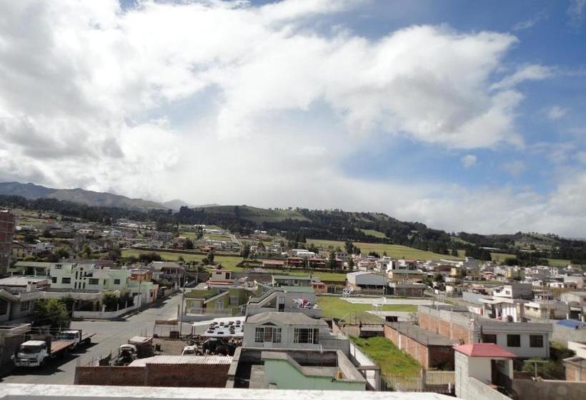 بنسيون Hostal El Sol De Cayambe