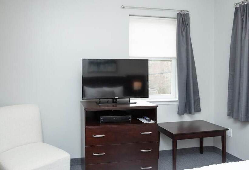 ホテル The Acorn Suites