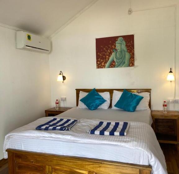 منتجع Omkar Beach Bungalow