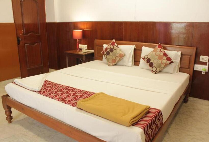 تختخواب و صبحانه Happy Planet