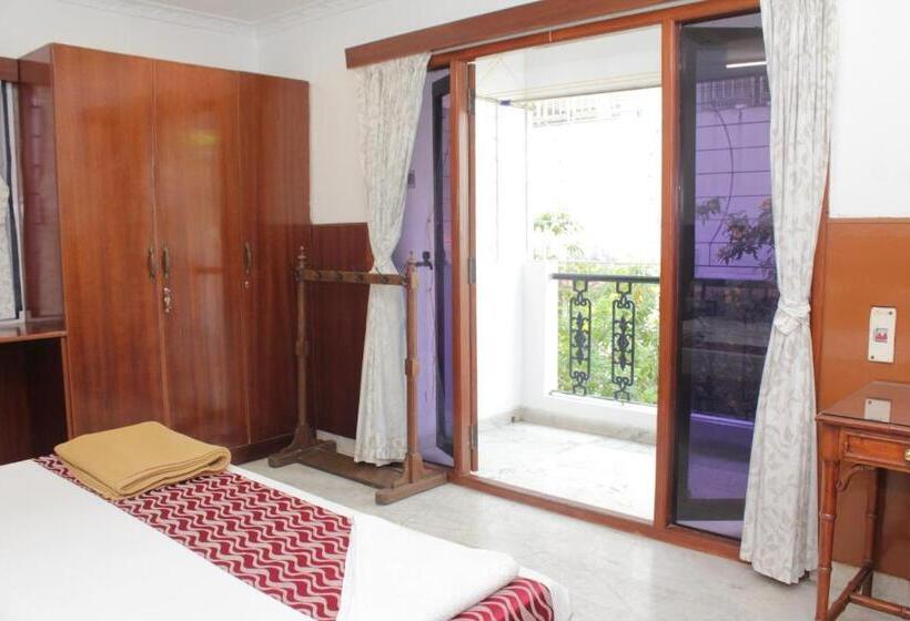 تختخواب و صبحانه Happy Planet