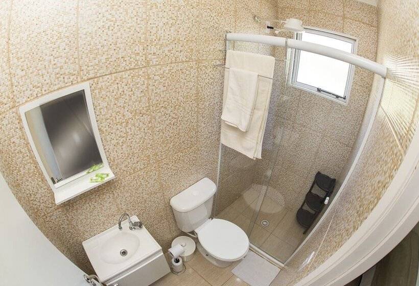 פנסיון Residencial Villa Container