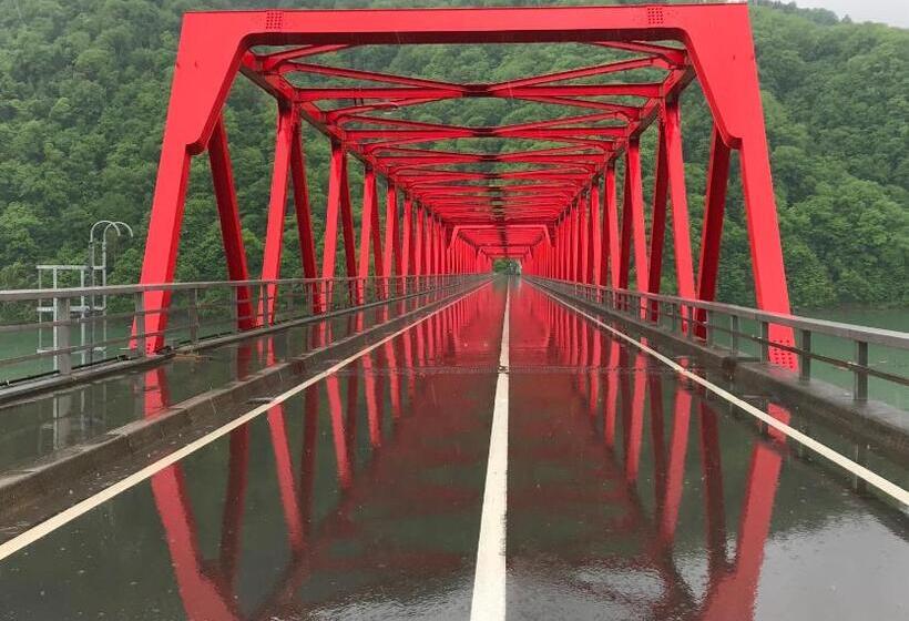 פנסיון Santari