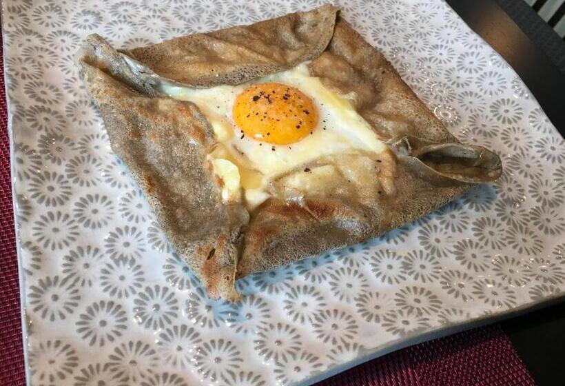 פנסיון Santari