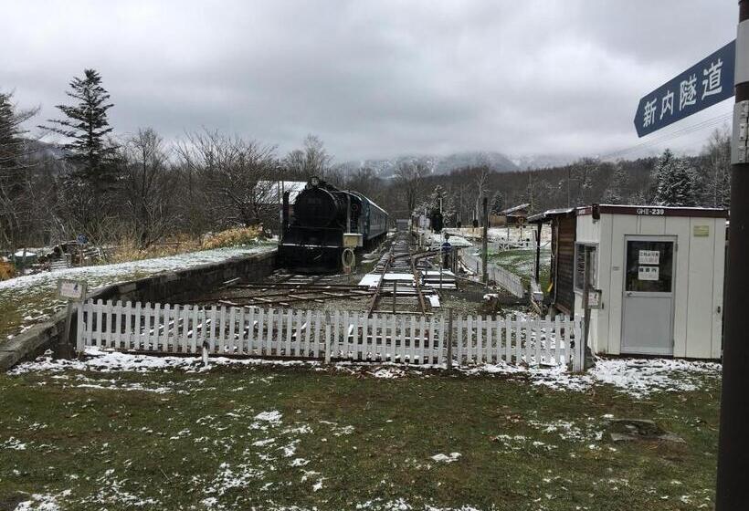 פנסיון Santari