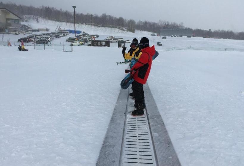 פנסיון Santari