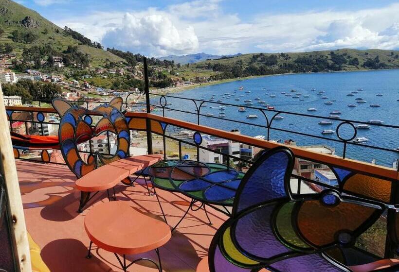 پانسیون Hostal Las Olas