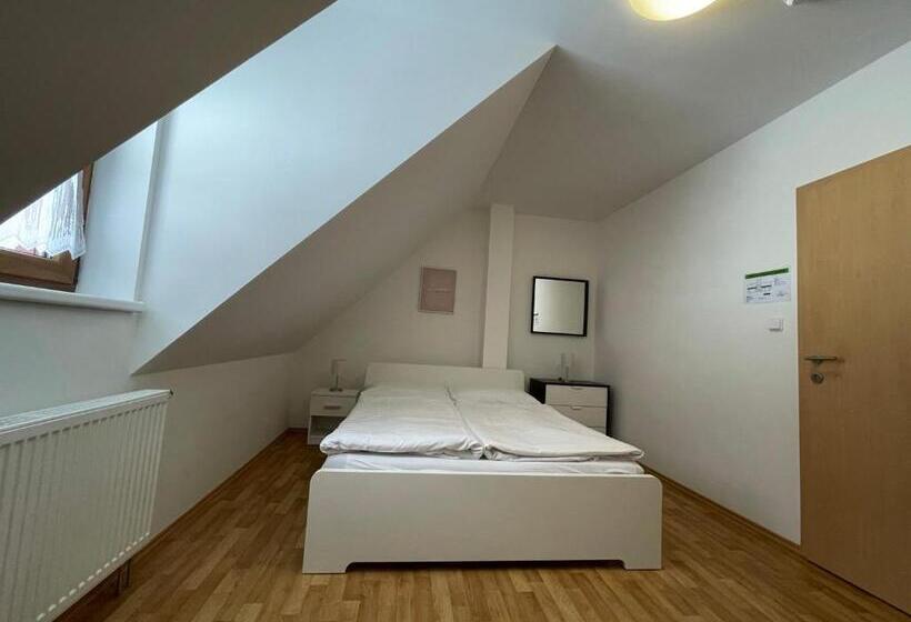 پانسیون Rezidence Vogelsang