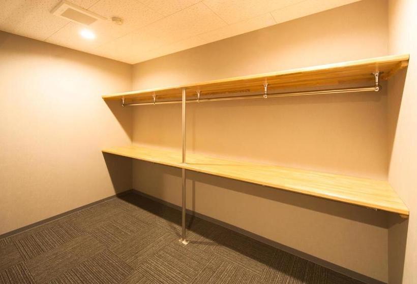 فنادق الكبسولة The Beehive