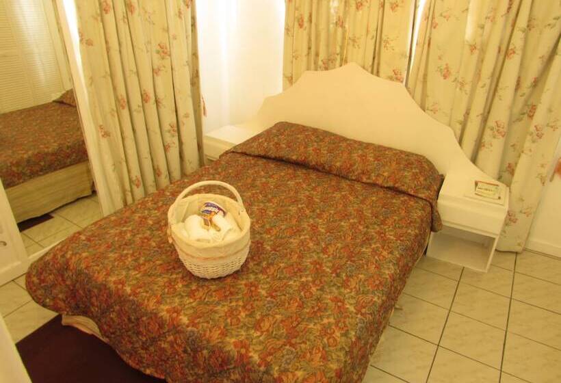 هاستل Charlery S Inn