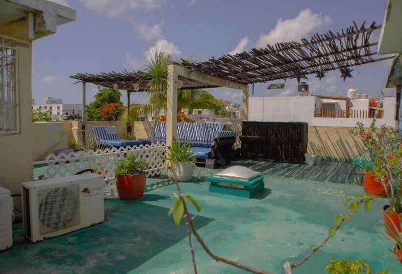 پانسیون Casa Wayak