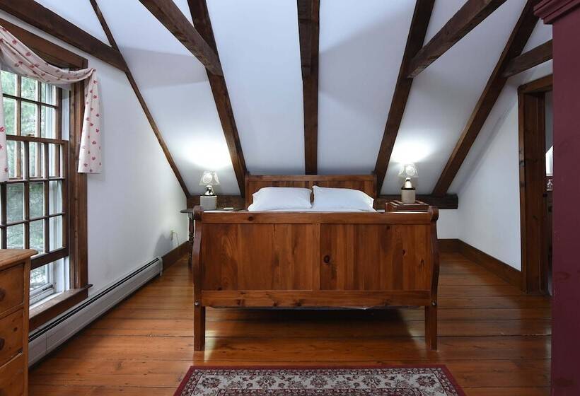 住宿加早餐  The Featherbed Inn