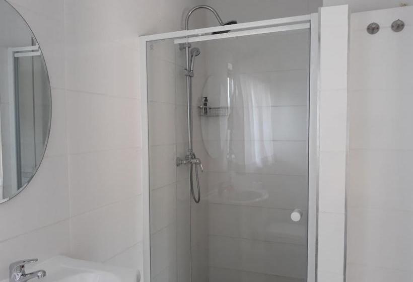 بنسيون 8 Ibis Lane Guest House