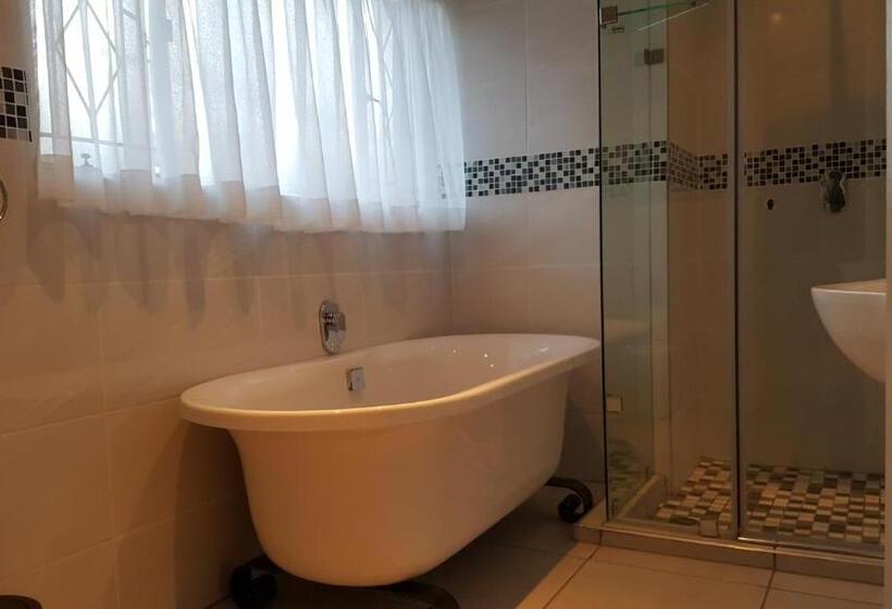 بنسيون 8 Ibis Lane Guest House