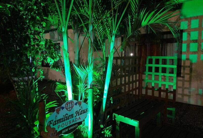 ペンション Familien Haus Pousada