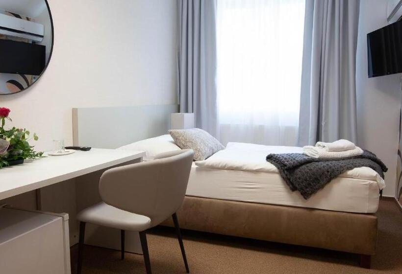 پانسیون Penzion Solid Spa