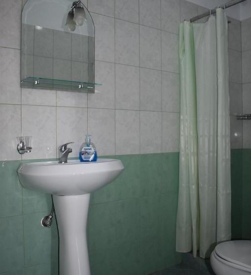 پانسیون J&b Rooms Dhermi